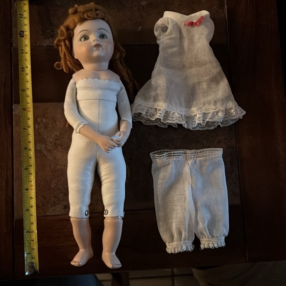 Vintage 1984 Bru “Penny” Doll - Picture 8 of 13